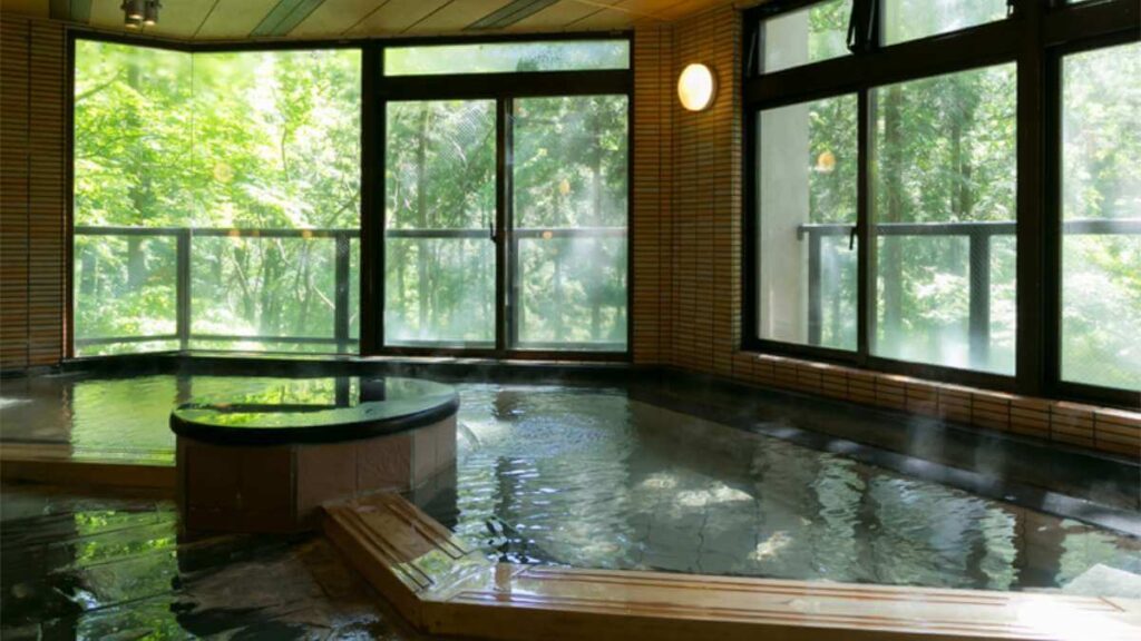 伊香保温泉 人気の露天風呂付客室と美味に和む宿 かのうや