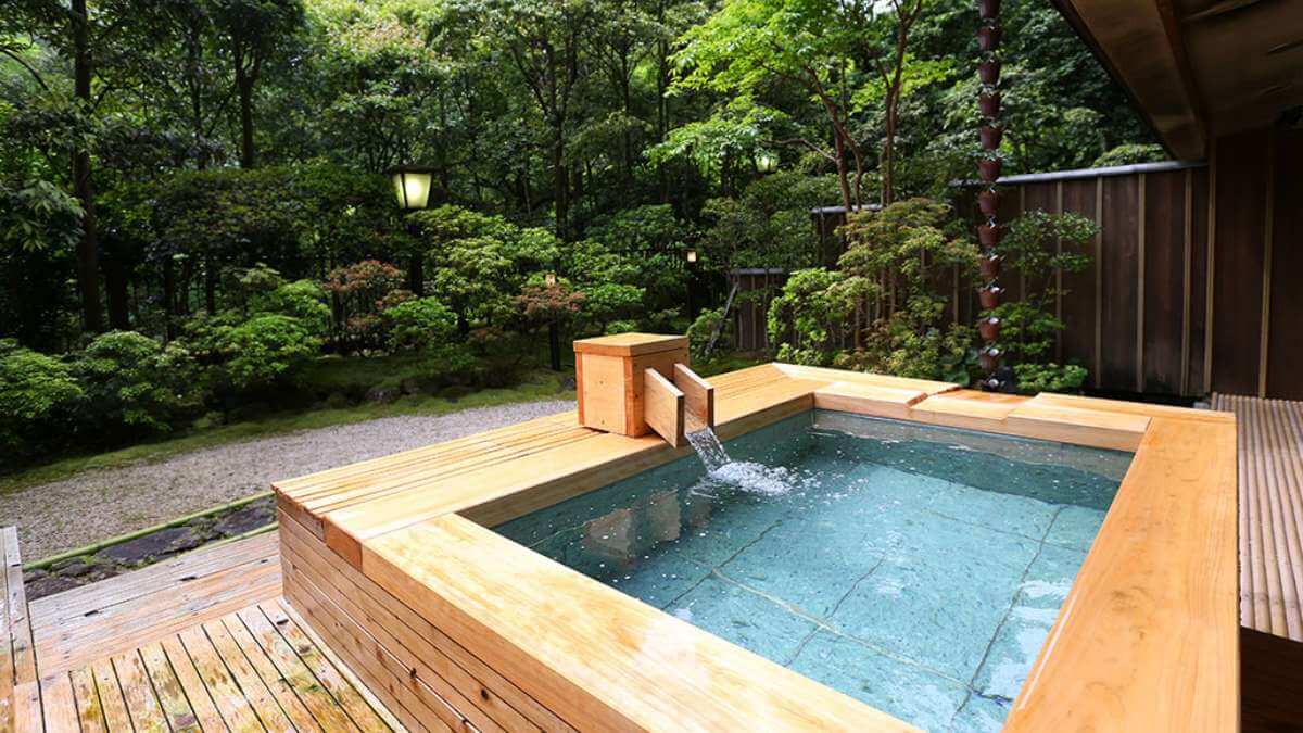 奥湯河原温泉 山翠楼