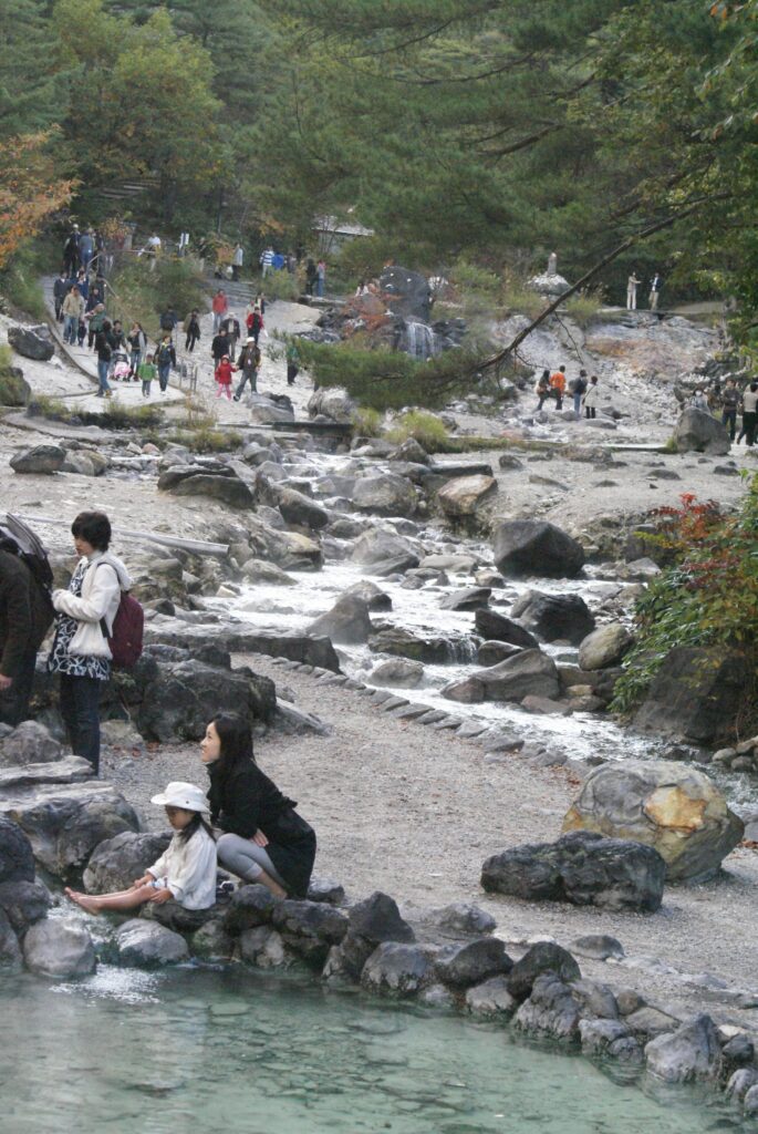 草津温泉 西の河原の様子